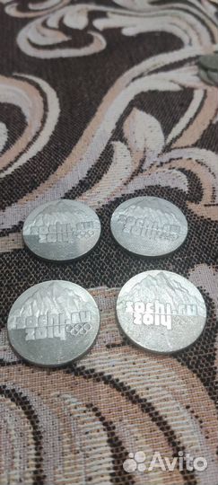 2рубля 2001 года с гагариным