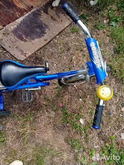 Детский велосипед космос