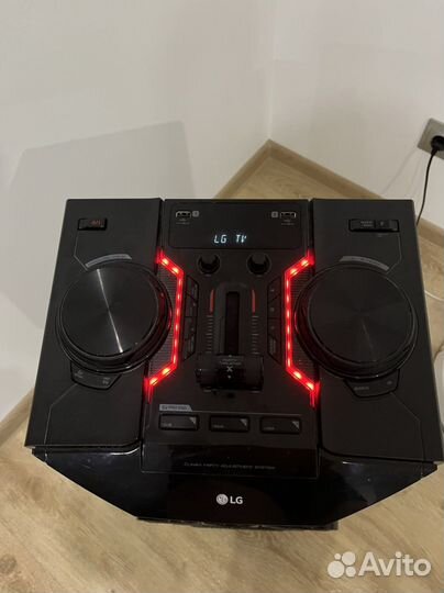 Музыкальная колонка lg