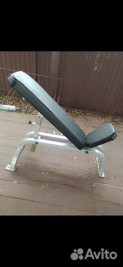 Две скамьи и стойки для штанги тренажёры неКитай