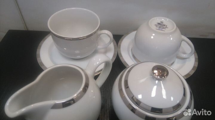Чашки с блюдцами из коллекции Опал Thun