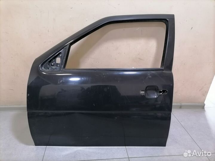 Дверь передняя левая VW Pointer 2004-2009