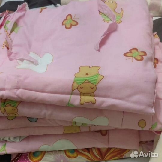 Бортики на детскую кроватку