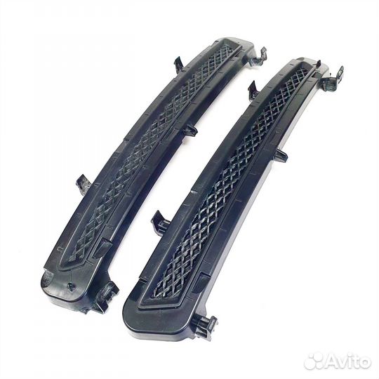 Заглушка бампера к-т Ford Mondeo (лев/прав) б/у