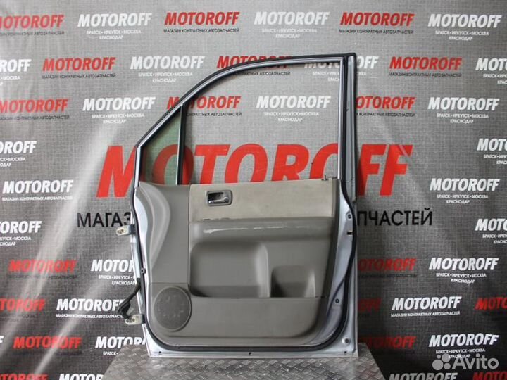 Дверь передняя правая Honda Mobilio GB1 (01- А090