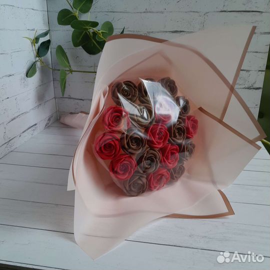 Букет из шоколадных роз