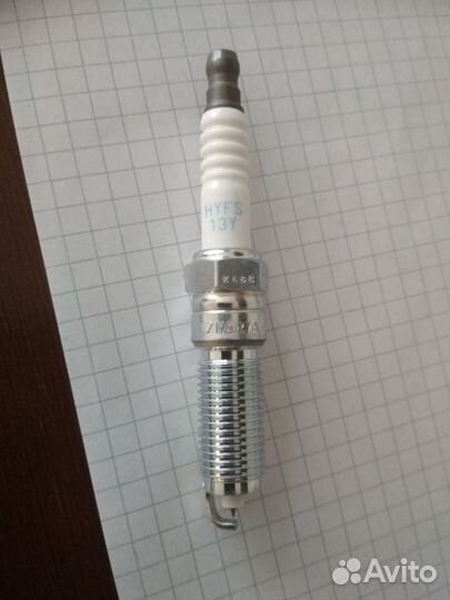 Свеча зажигания 1835546