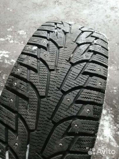 Hankook Winter I'Pike RS W419 215/60 R16
