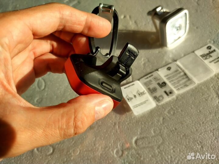 Велофонарь Knog Blinder MOB