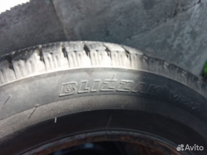 Bridgestone Blizzak VRX2 195/65 R15 90VR