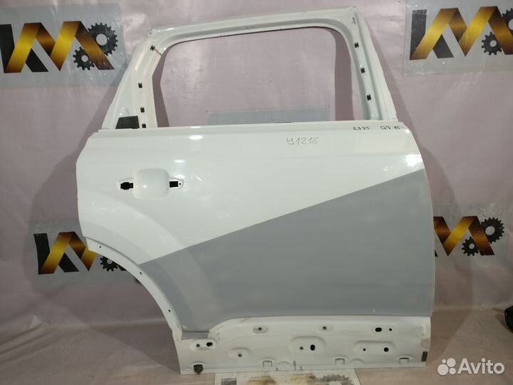 Ауди Q7 2015- Дверь задняя правая