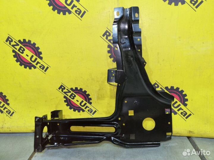 Элемент передней панели передний правый Land Rover