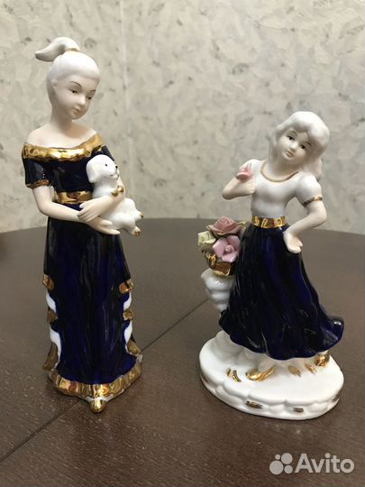 Статуэтка фарфоровая