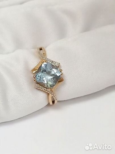 Золотое кольцо с камнем 16,5р