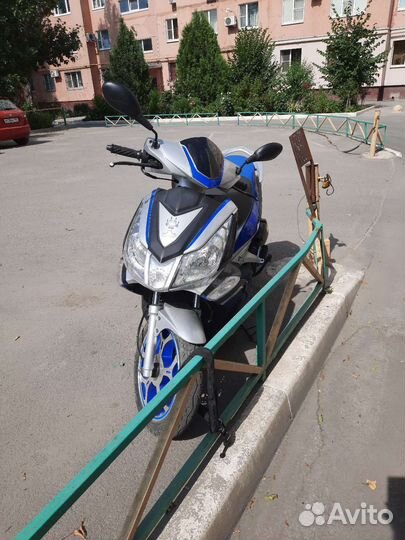 Мотороллер