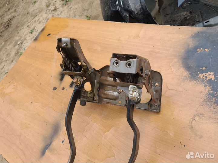 Педальный узел Kia Sportage 1 (Педаль)