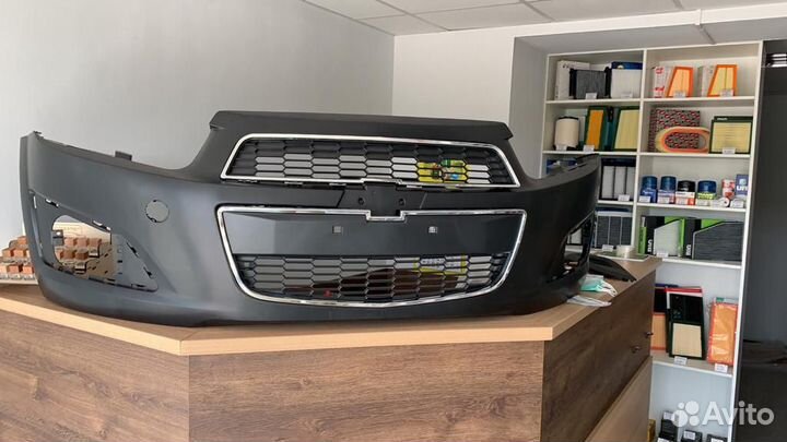 Бампер передний Chevrolet Aveo T300 (2011)