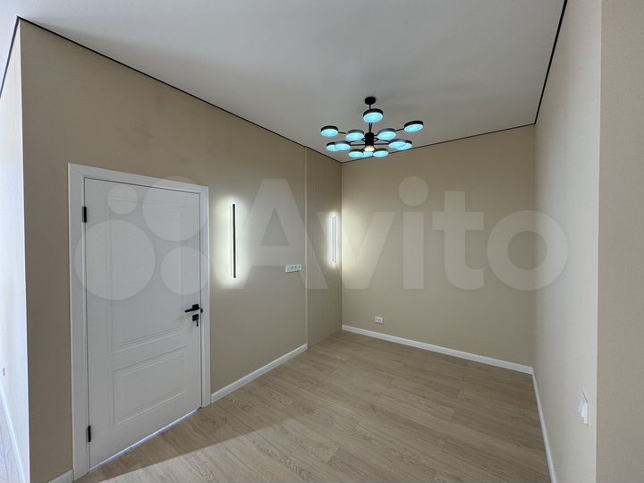 2-к. квартира, 60 м², 3/14 эт.