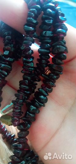 Серьги и бусы из натурального камня граната