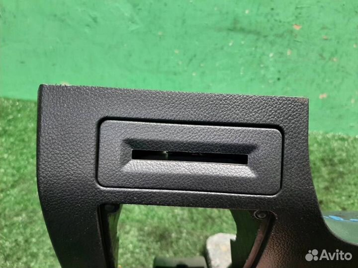 Накладка торпедо подрулевая Chevrolet Captiva 2008