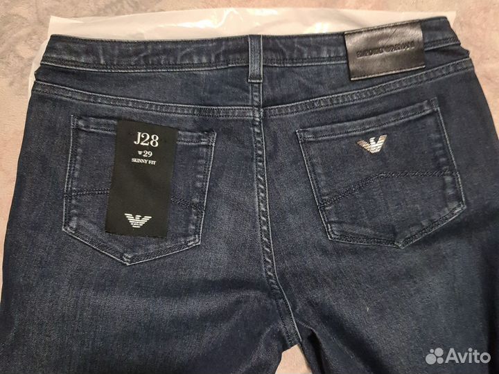Джинсы armani оригинал 29 размер новые с этикеткой