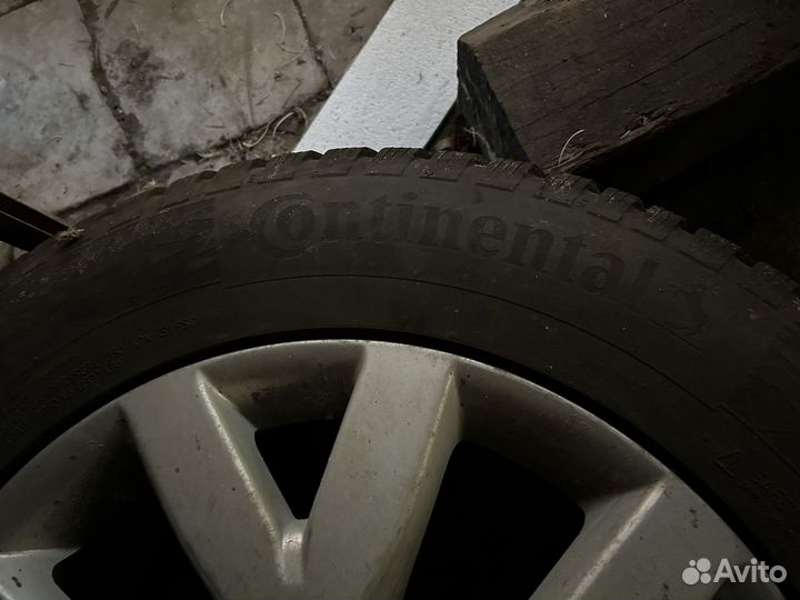 Continental IceContact 3 SUV 235/65 R18