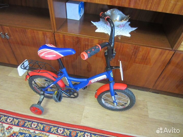 Детский 2-х колёсный велосипед +2 съемных колеса