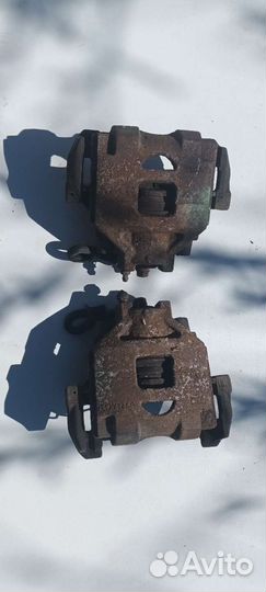 Суппорта toyota yaris 2