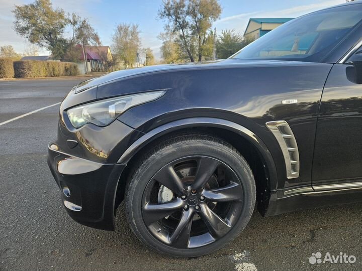 Infiniti FX50 5.0 AT, 2011, 225 000 км