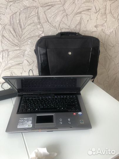 Ноутбук asus