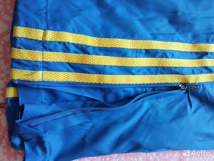 Костюм спортивный новый