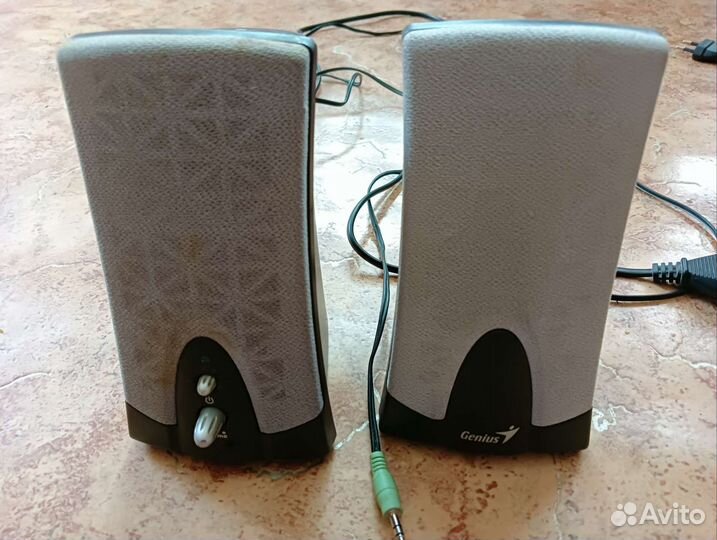 Колонки для компьютера. Genius