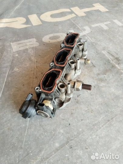 Коллектор впускной Audi A6 C6 CCA 2010