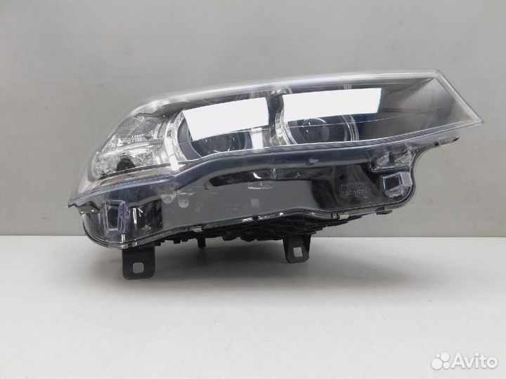 Фара правая BMW X3