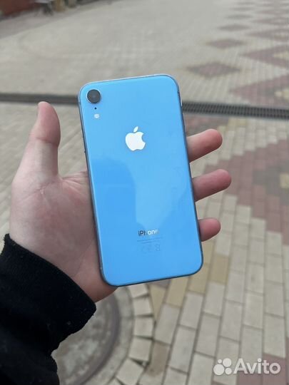 iPhone Xr, 64 ГБ