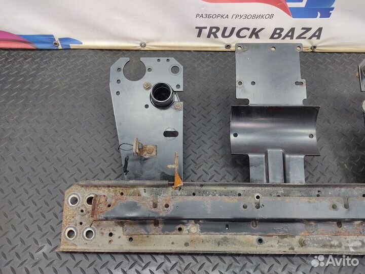 1699955 Кронштейн перекидок Daf XF105