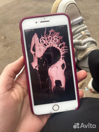 iPhone 8 Plus, 64 ГБ