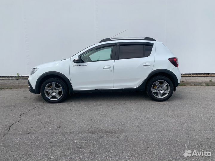 Renault Sandero Stepway 1.6 МТ, 2021, 150 000 км