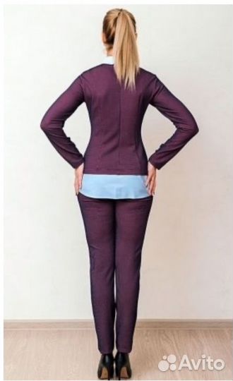 Костюм брючный с аплекациями