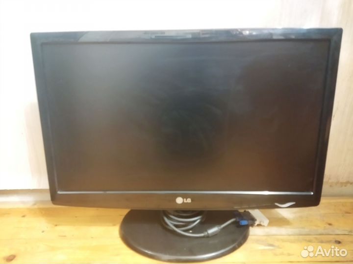 Lg flatron w2243s