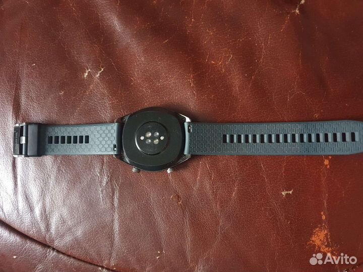 Смарт часы huawei watch gt 1