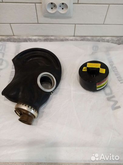 Противогаз