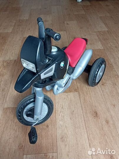 Детский трехколесный велосипед