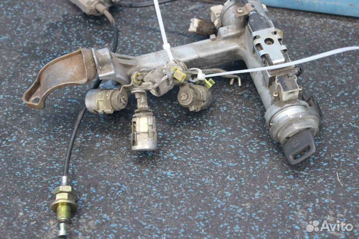 Замок зажигания Toyota Estima Lucida (Тойота Эстим