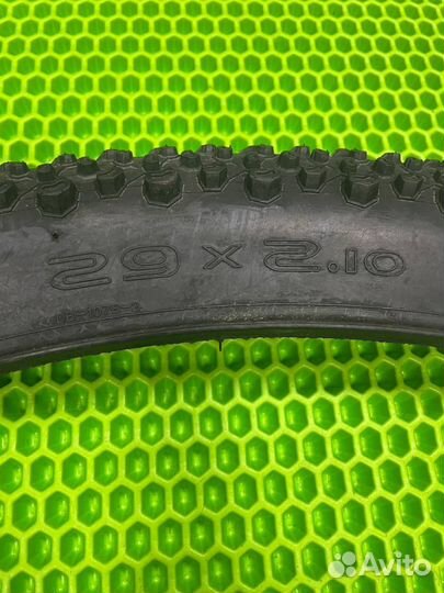 Покрышка для велосипеда направленная шоссейная 29