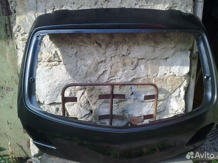 Дверь багажника mazda 3