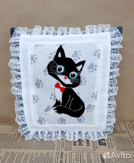 Интерьерная подушка