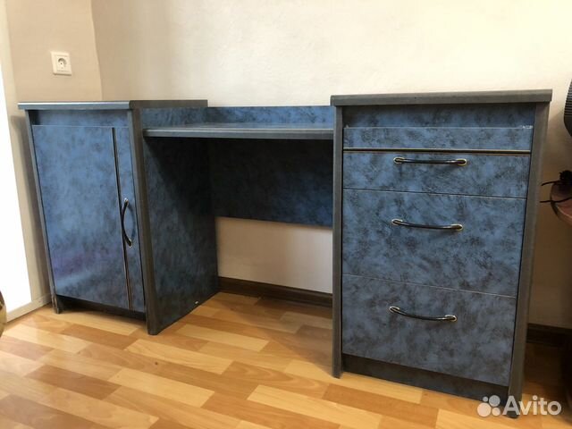 Стол двухтумбовый