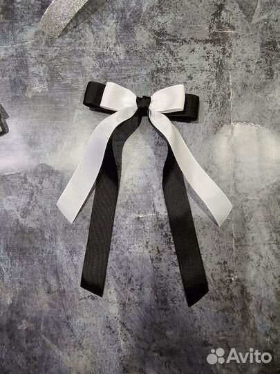Бант на заколке