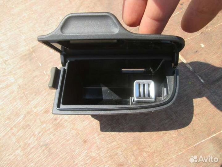 Пепельница Honda Torneo CF3 F18B 2000/9